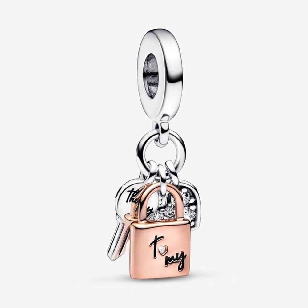 The Key to My Heart, Charm
